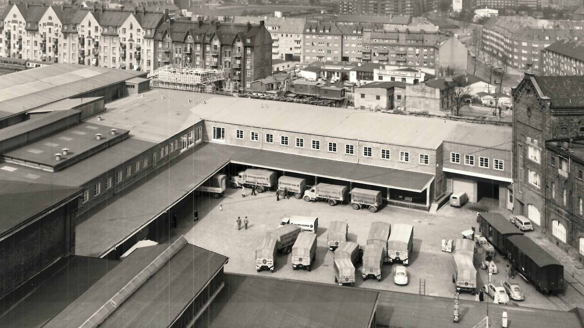 Historische Fotografie mit Blick von oben auf die Holsten Brauerei in Hamburg Altona
